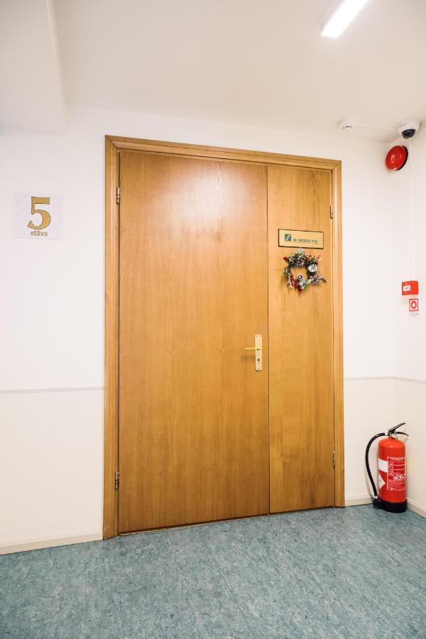 Rothko Apartment/8 Guests/4Bedrooms/Riga Old Town エクステリア 写真